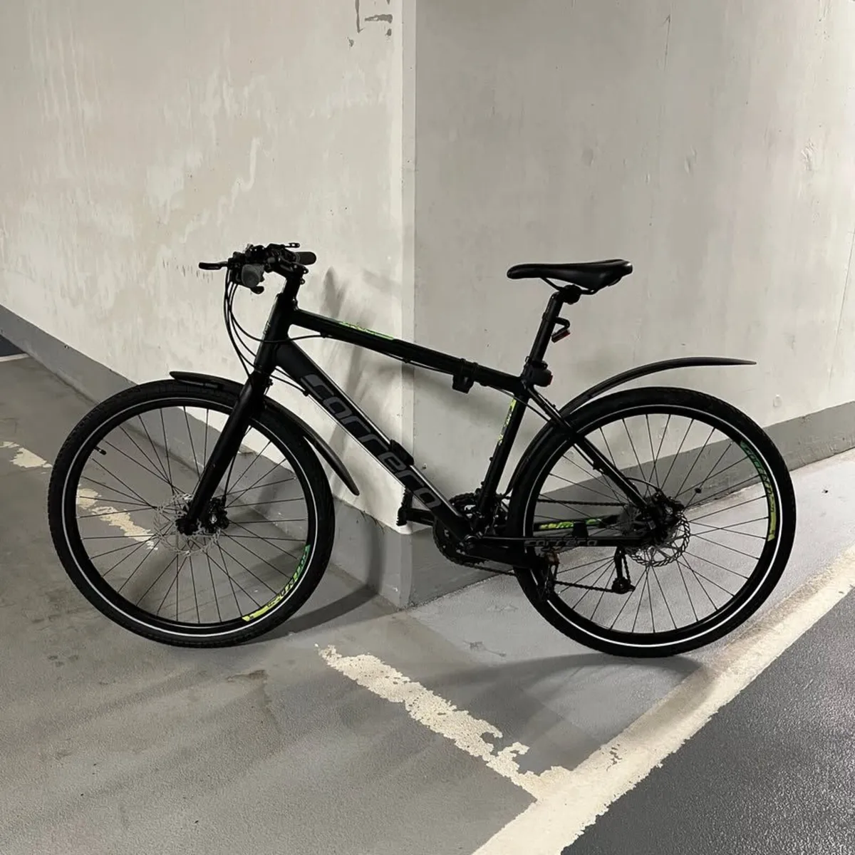 Carrera Subway 2 Men Hybrid Bike + accessories - Image 1