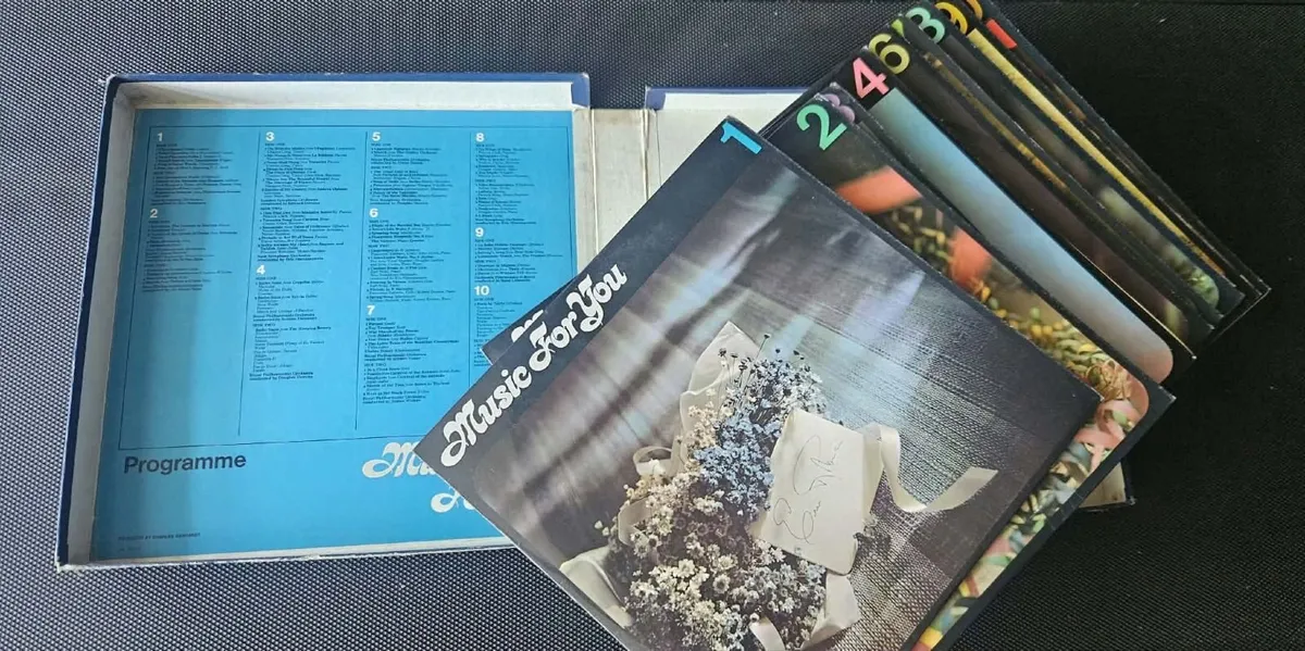 10 vinyls - Image 1