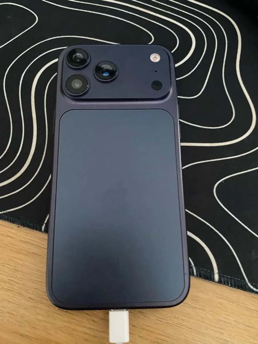 Iphone 17 Pro Max - Image 2
