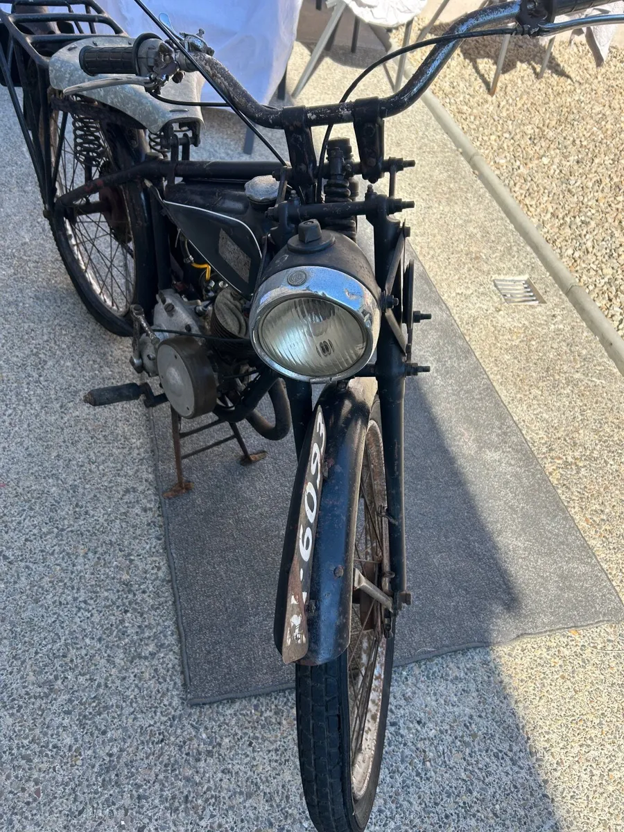 1953 James motor cycle Irish bike - Image 1