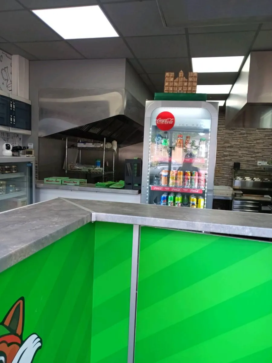 Pizza shop - Image 1