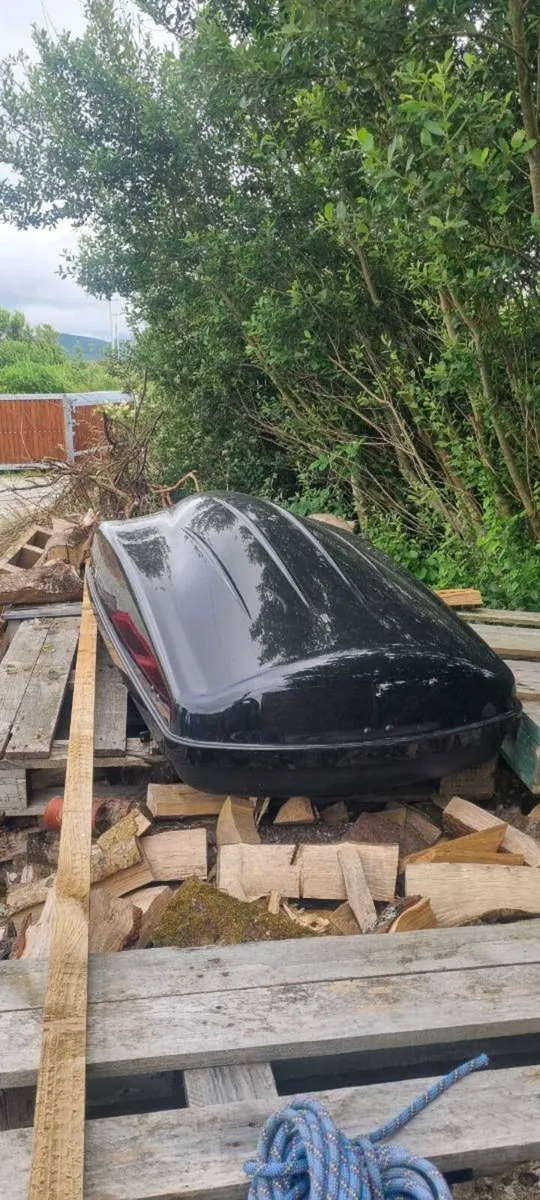 Roof box - Image 3