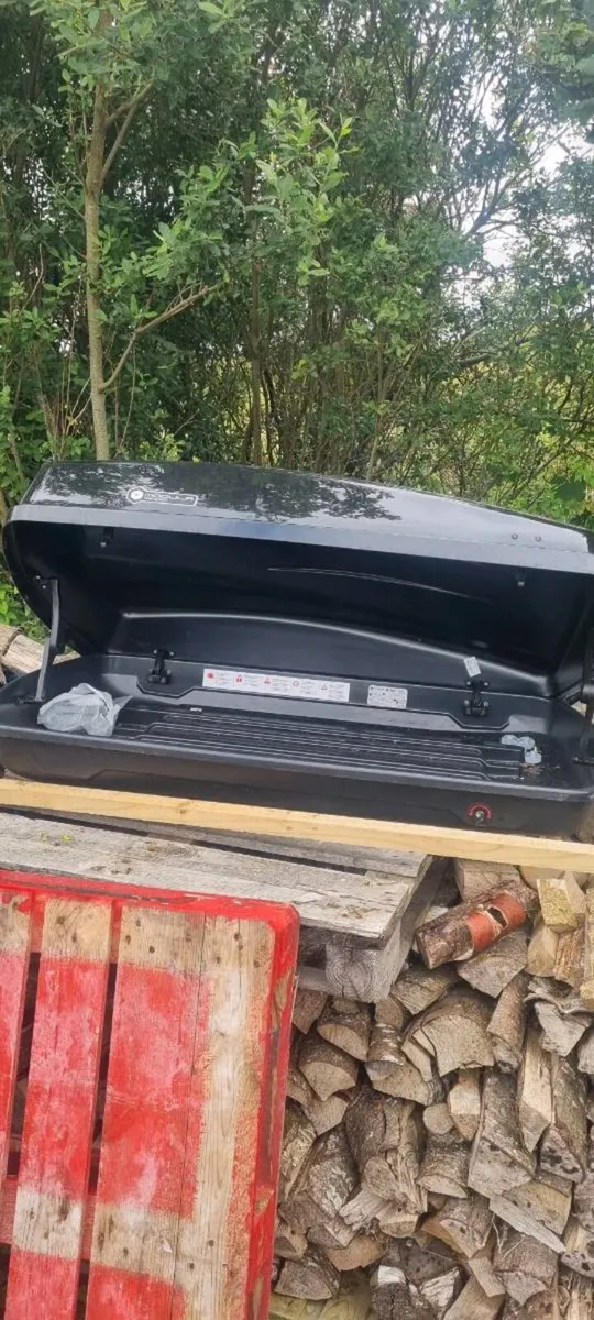 Roof box - Image 4