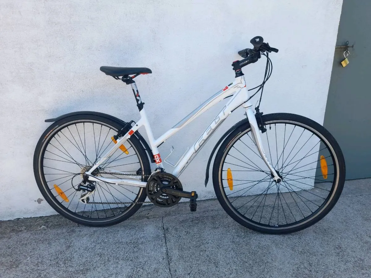 Ladies bike - Image 2