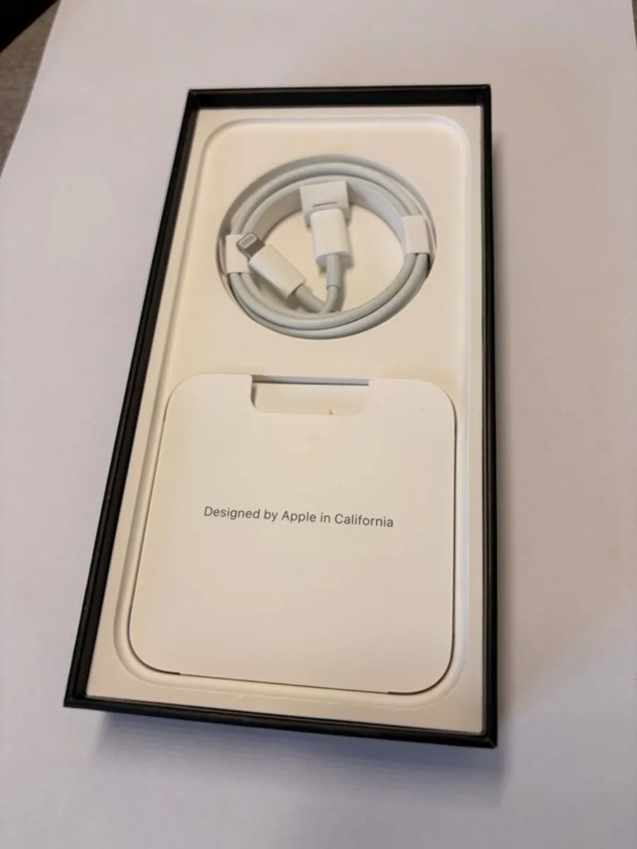 iPhone 12 Pro Max 128gb damaged - Image 4