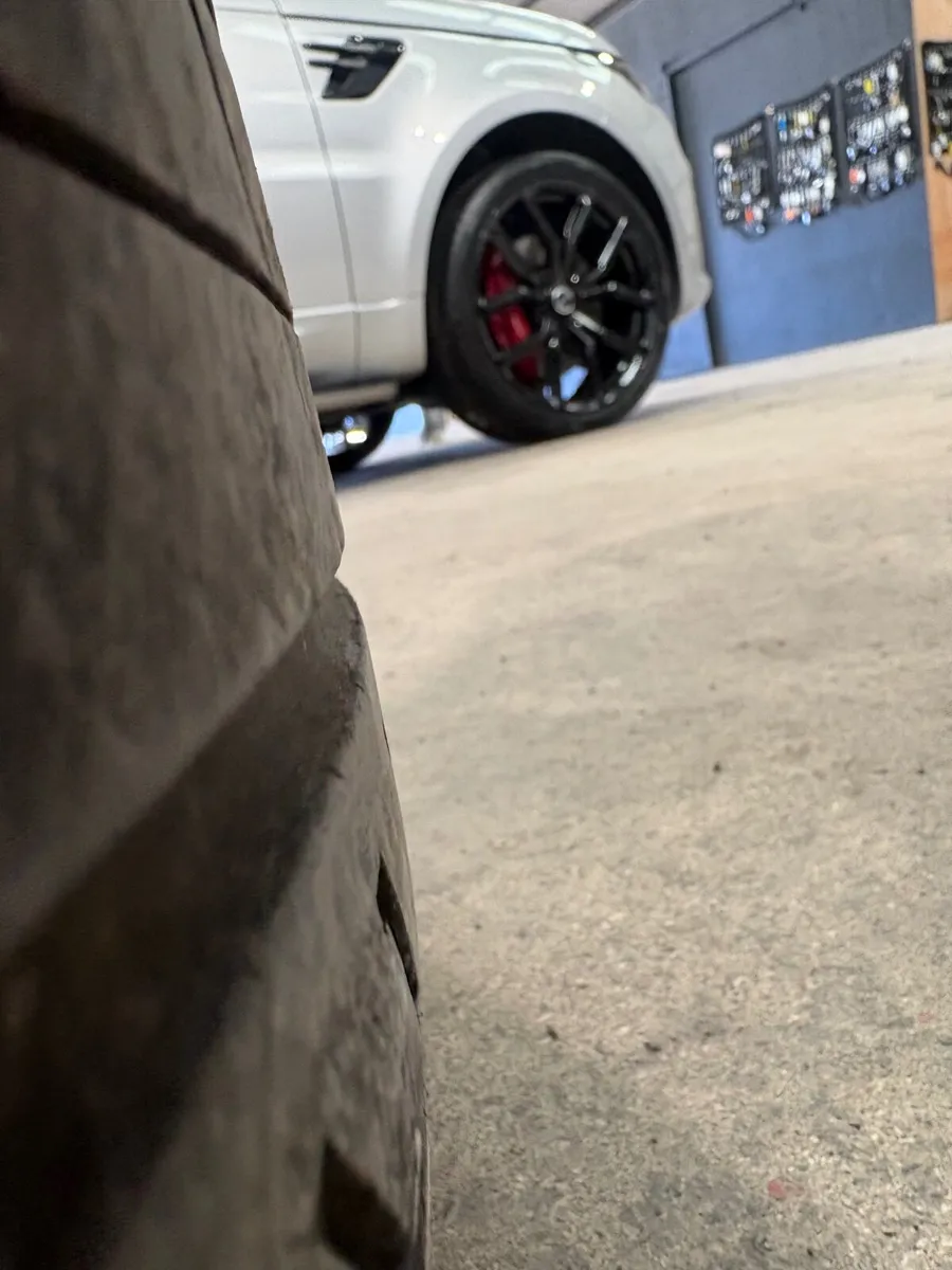 21” Range Rover Sport Wheels - Image 2