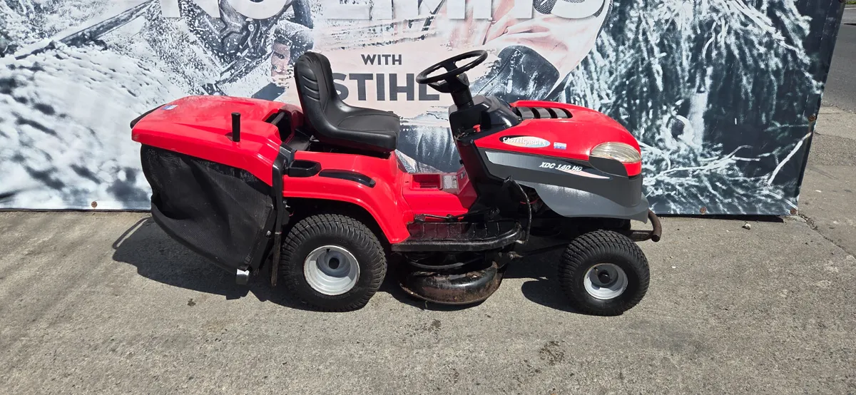 Castelgarden XDC140 Ride on Mower 13hp 33" - Image 3