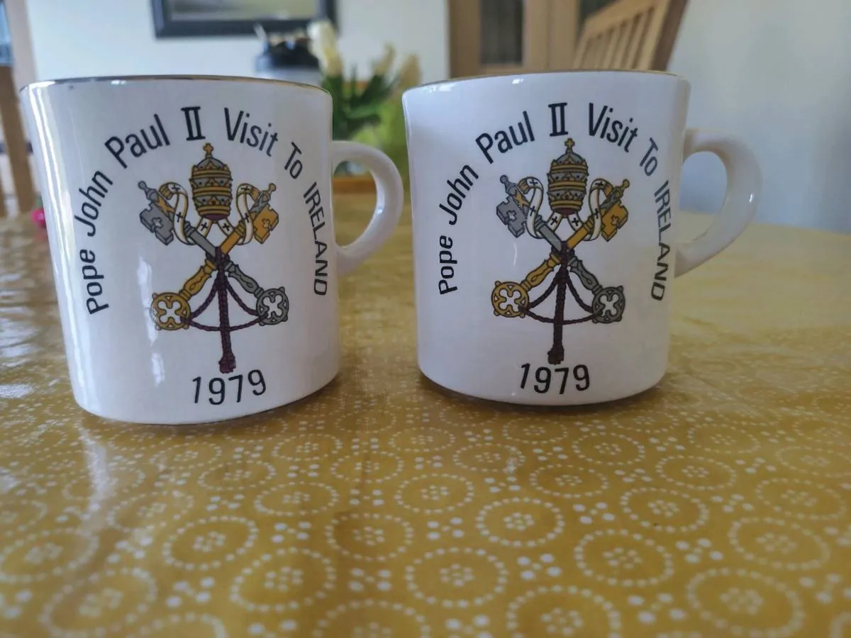 Pair of Vintage Mugs 1979 Pope John Paul Ireland - Image 1