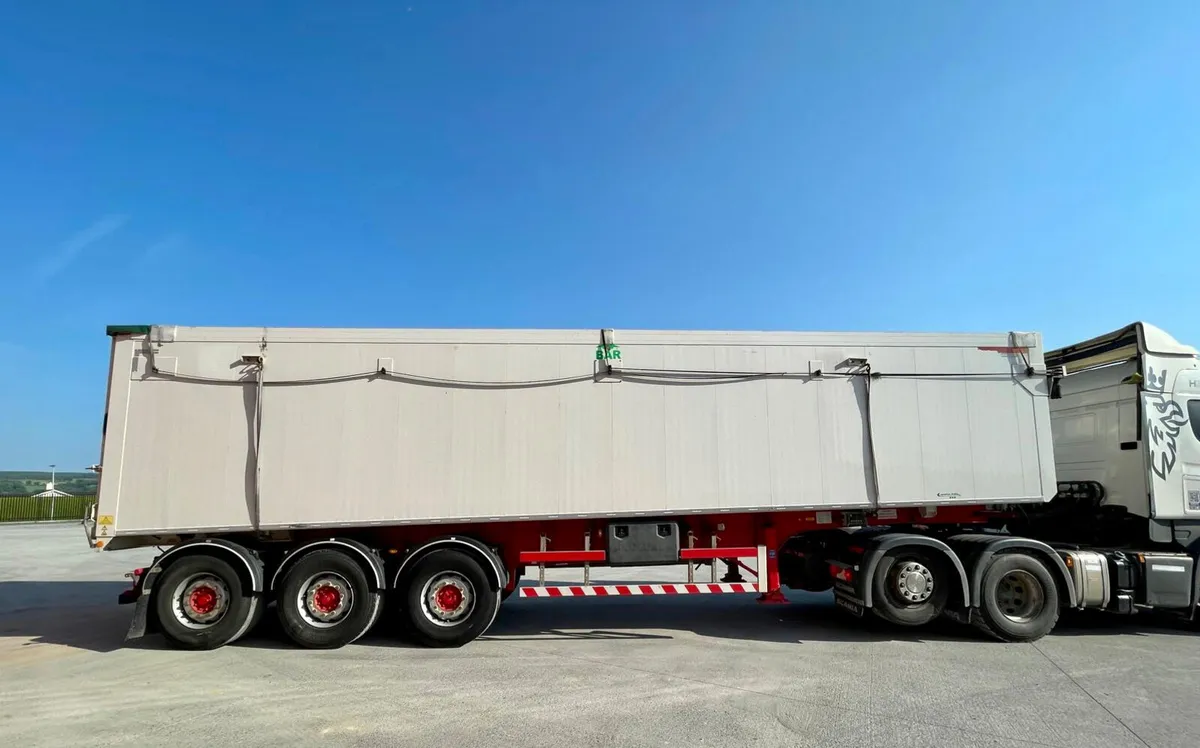 2020 FRUEHAUF TRI AXLE BULK TIPPING TRAILER - Image 2