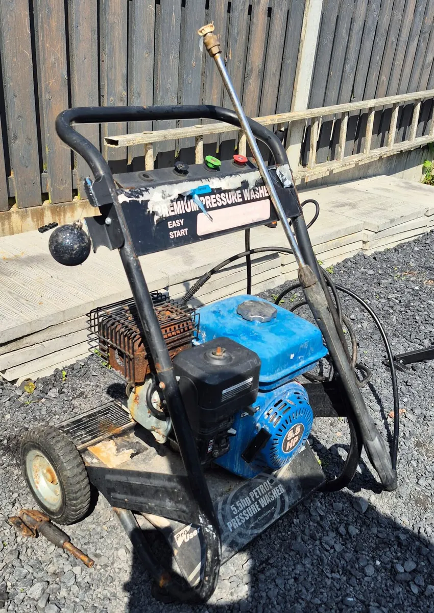 5.5hp Petrol Pressure Washer
Price: €130 – open to - Image 3