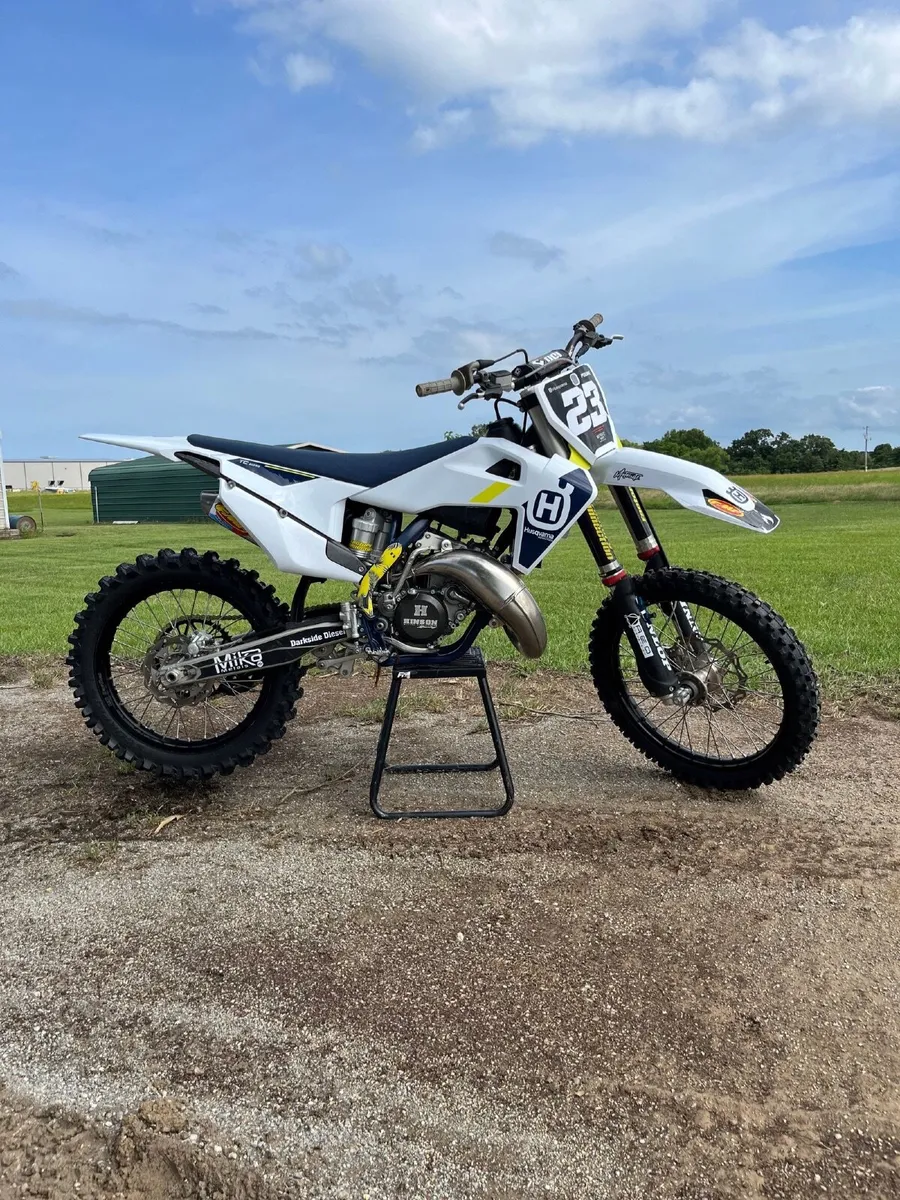 motorbike honda husqvarna kawasaki - Image 3