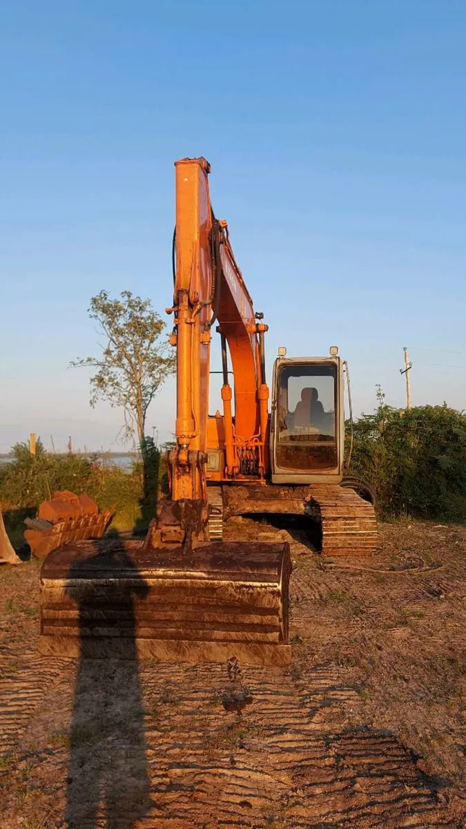 Hitachi 100 - Image 2