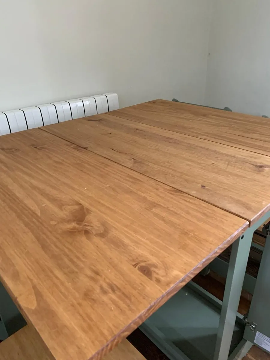 Dinning Table & Chairs - Image 4