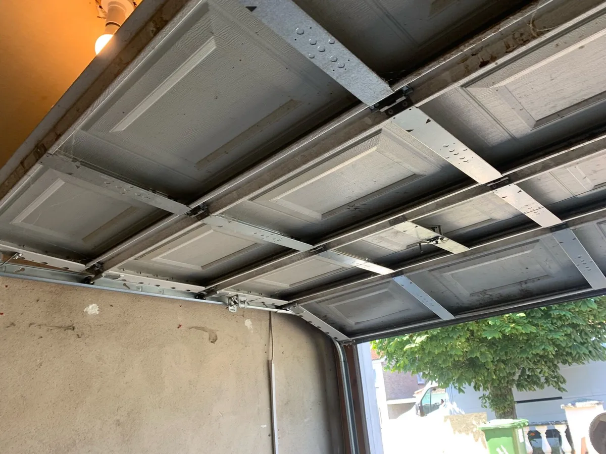 Garage doors - Image 4