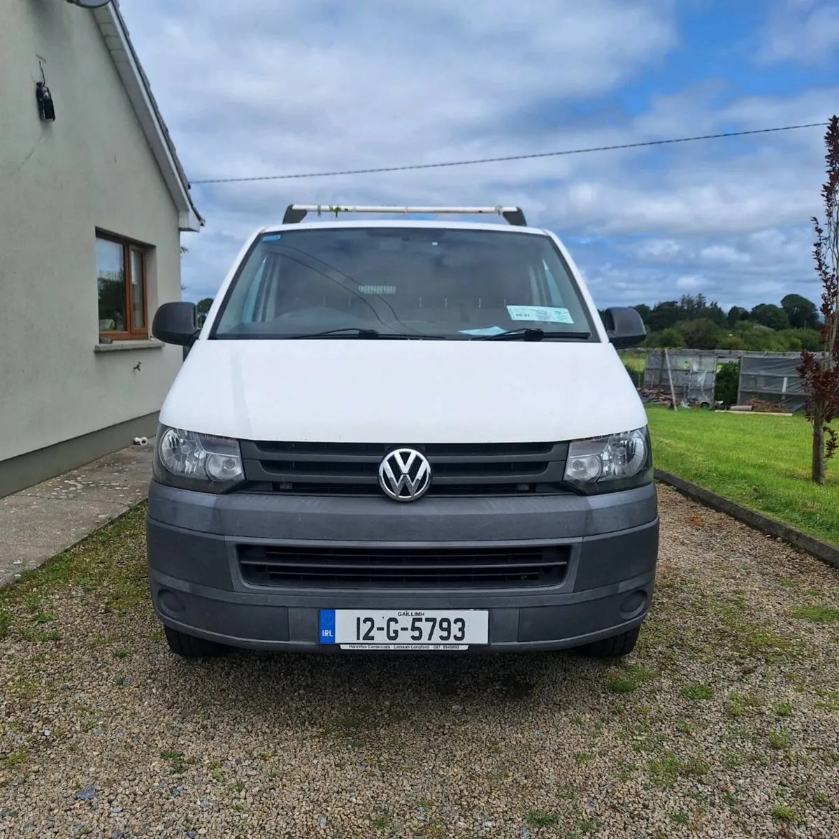 van - Image 2