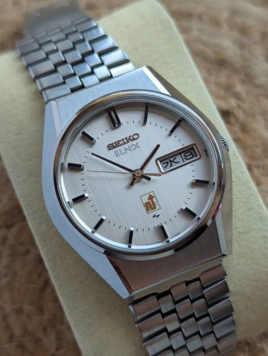 Seiko Elnix 0703-7110 Vintage JDM Watch from 1975 - Image 1