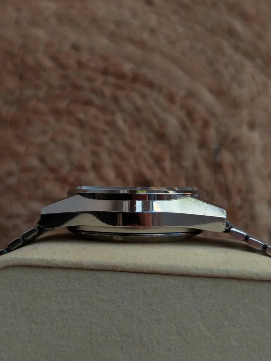 Seiko Elnix 0703-7110 Vintage JDM Watch from 1975 - Image 4