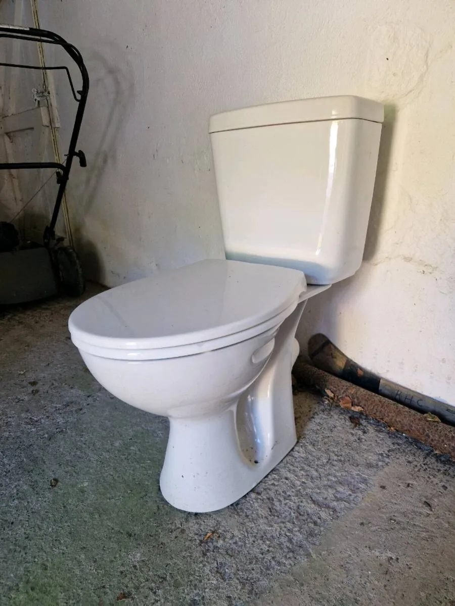 Cistern Toilet - Image 2