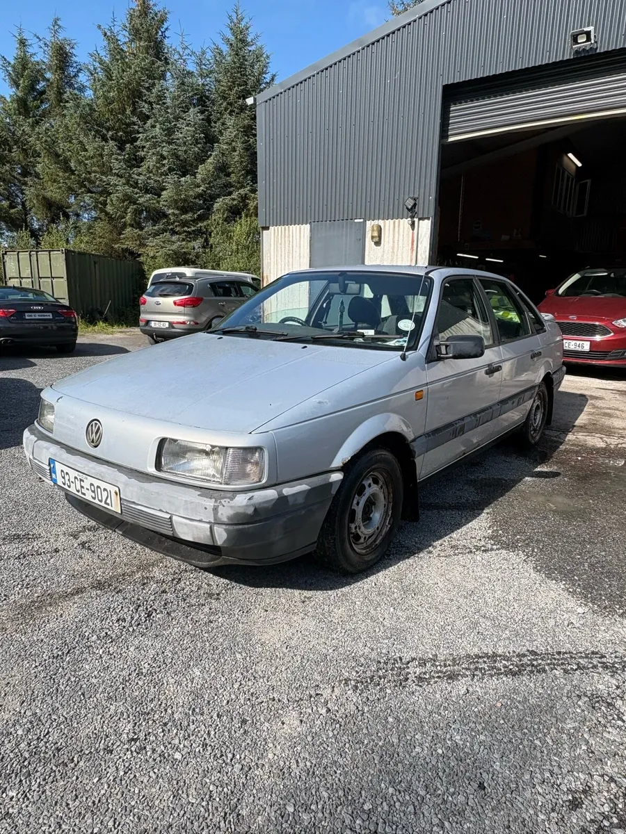1993 VW Passat - Image 1