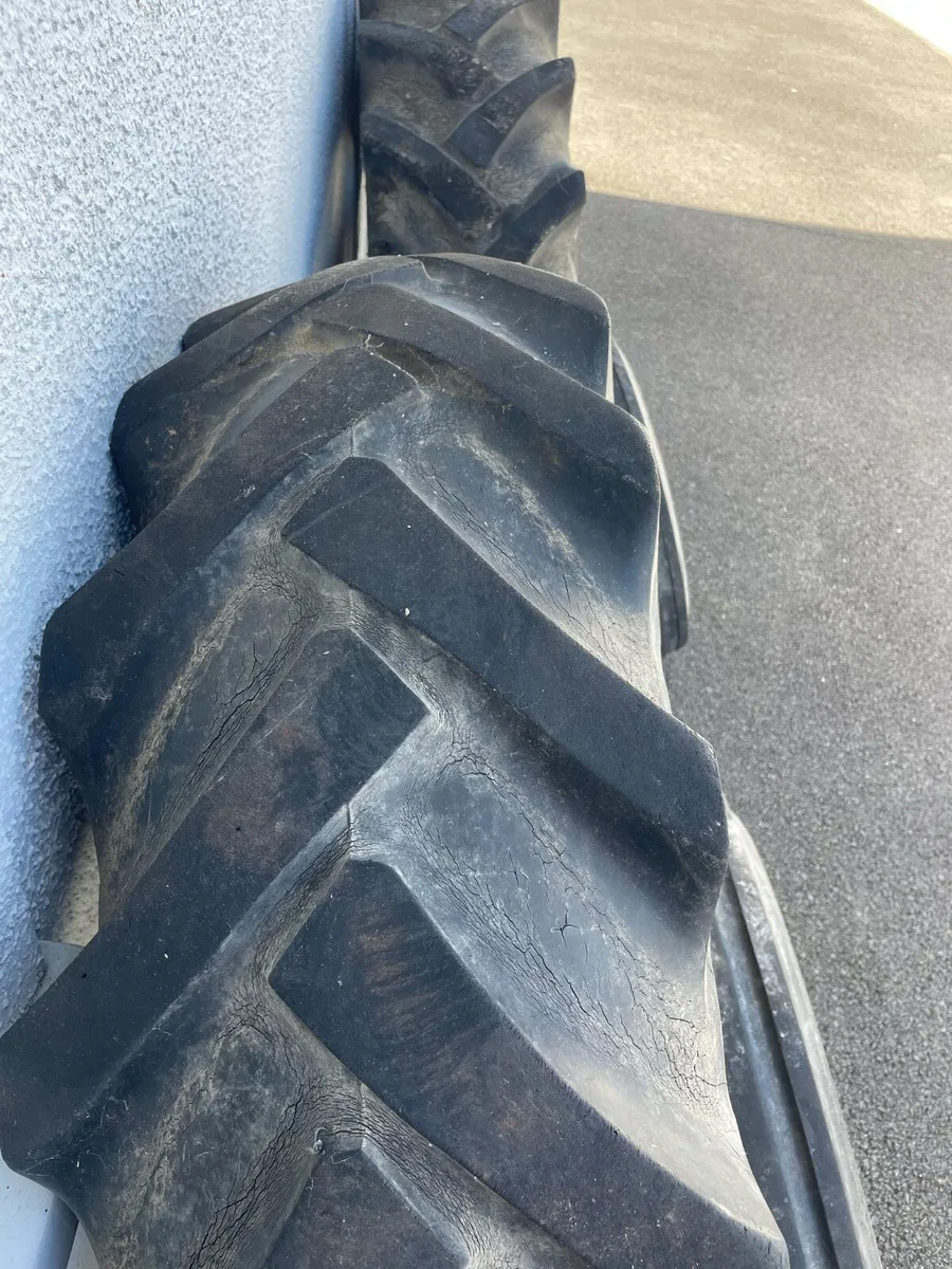 Twin Wheels MF 35/135 - Image 4