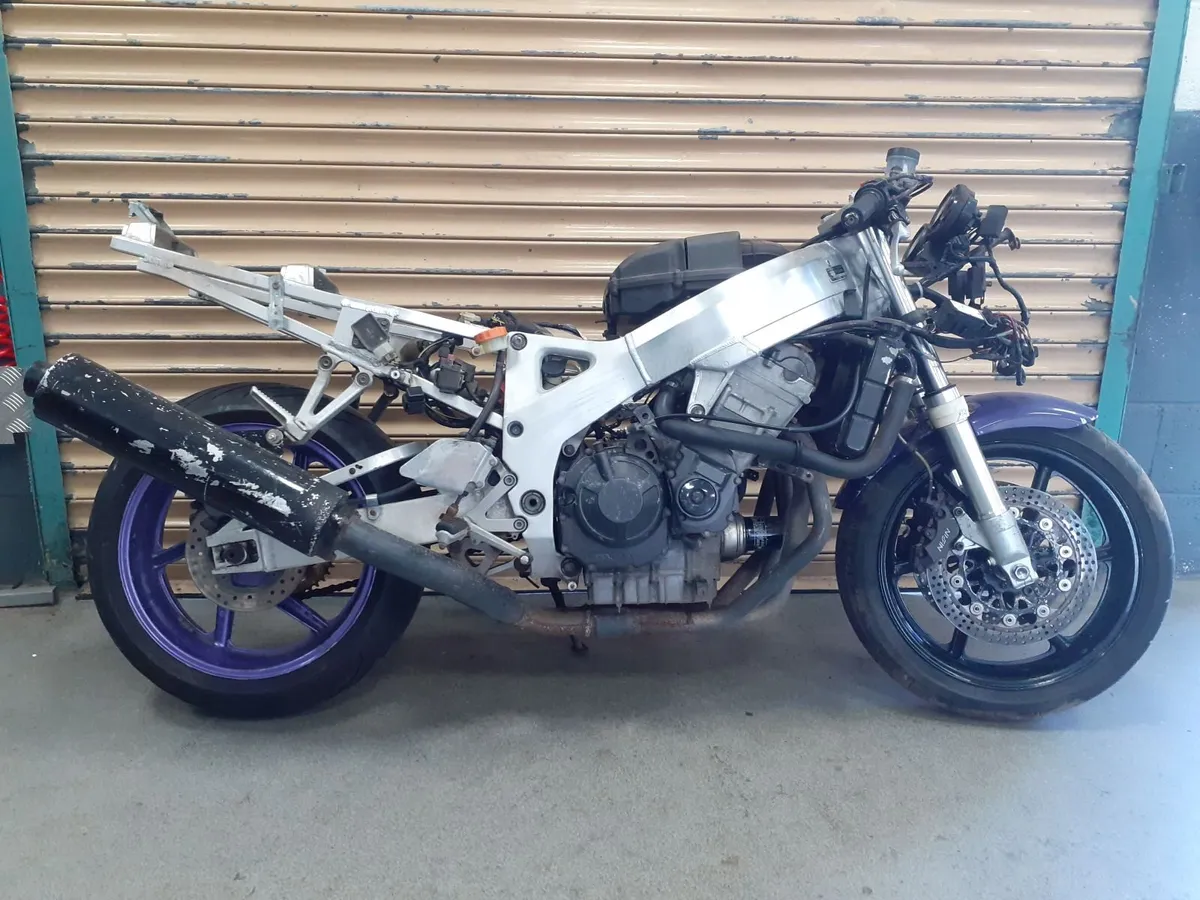 MOTORCYCLE PARTS & BIKES BREAKING - Image 1