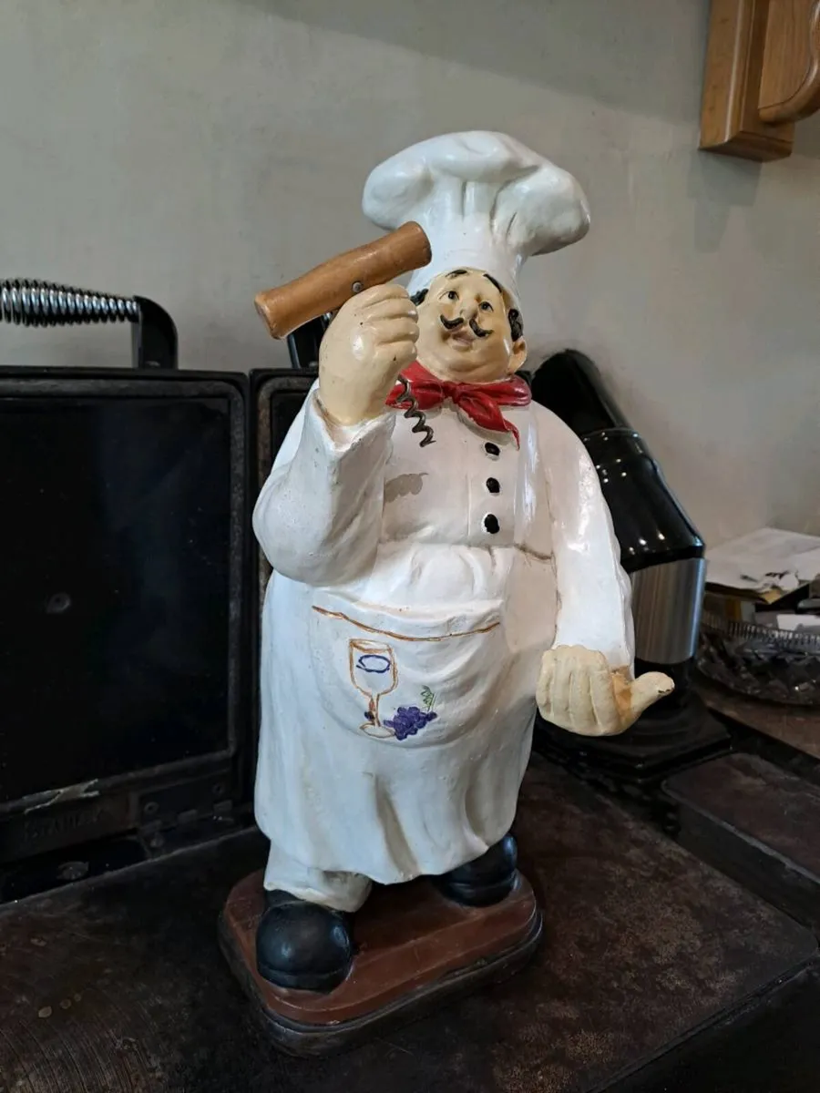 Large Decorative Chef Wine Bottle Holder - Image 2