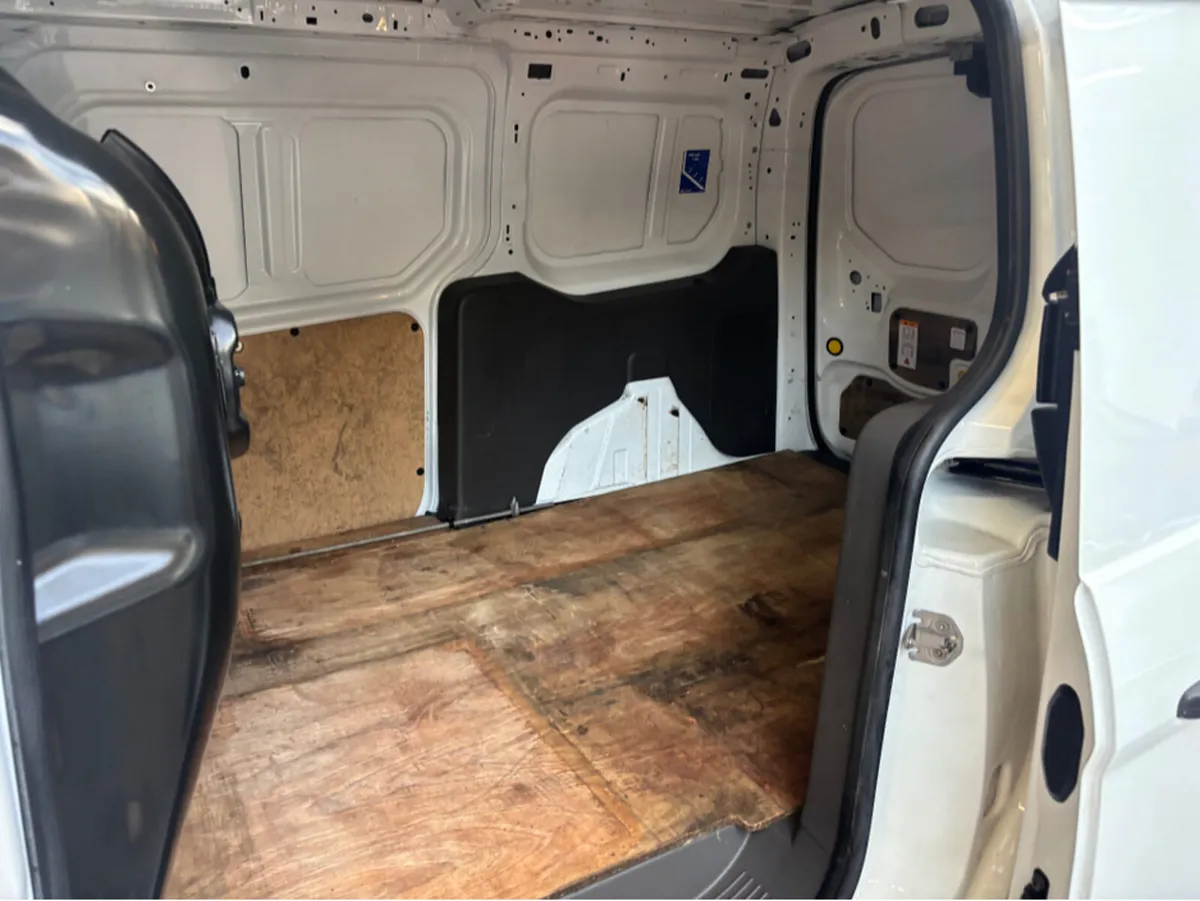 Ford Transit Connect LWB HP TREND - 1.5 TD 100PS 3 - Image 3