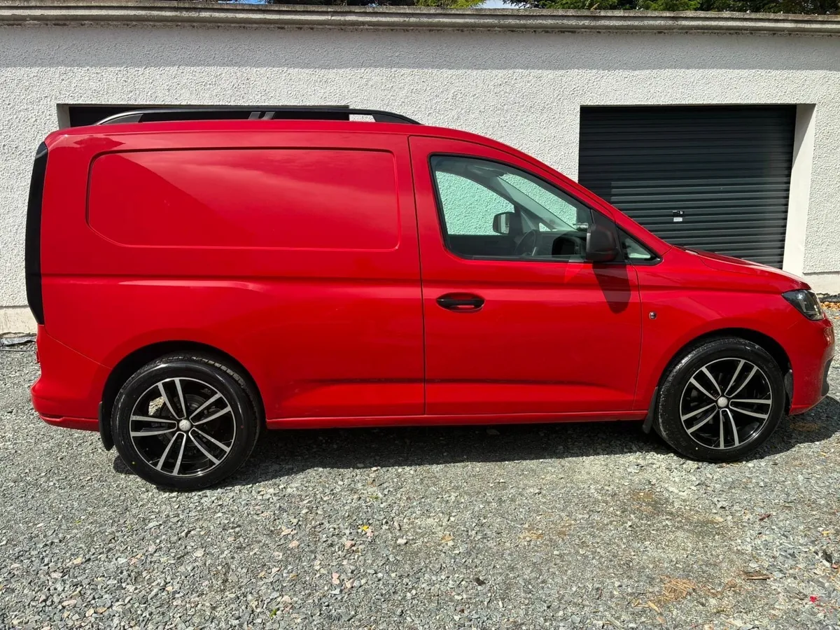 2021 VW Caddy 2.0 TDI - Image 4