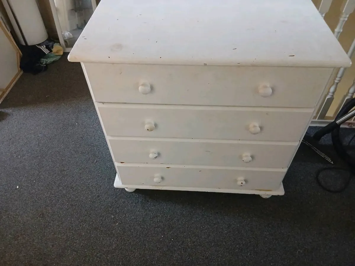 Chest of drawers - Image 2