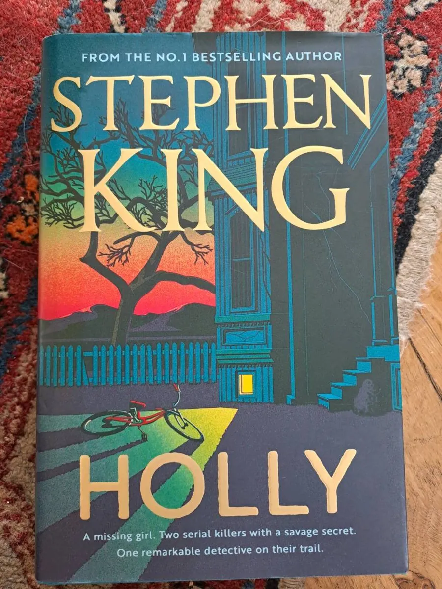 1st ed Stephen King Holly - Image 1