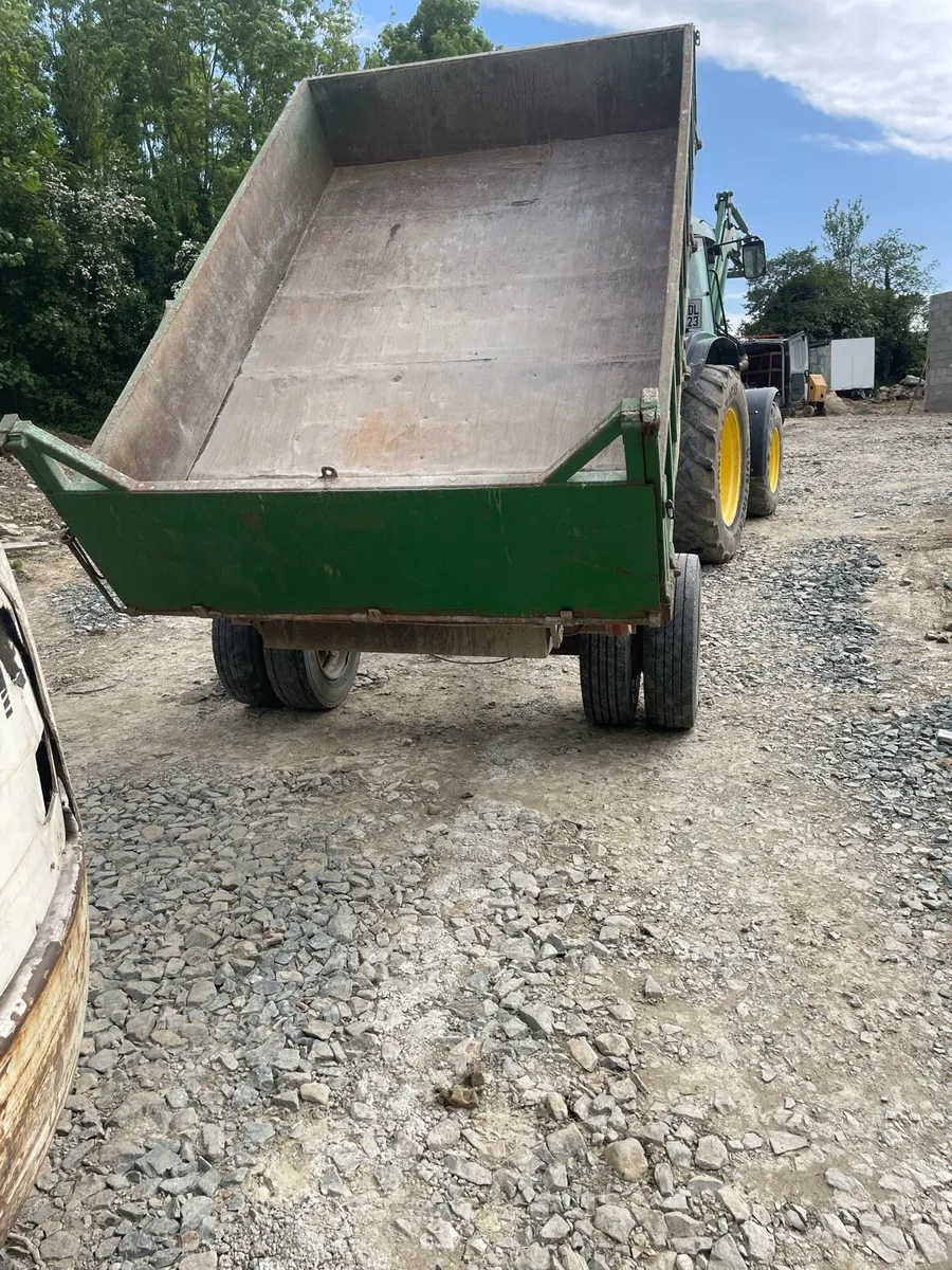 Tipping trailer - Image 1