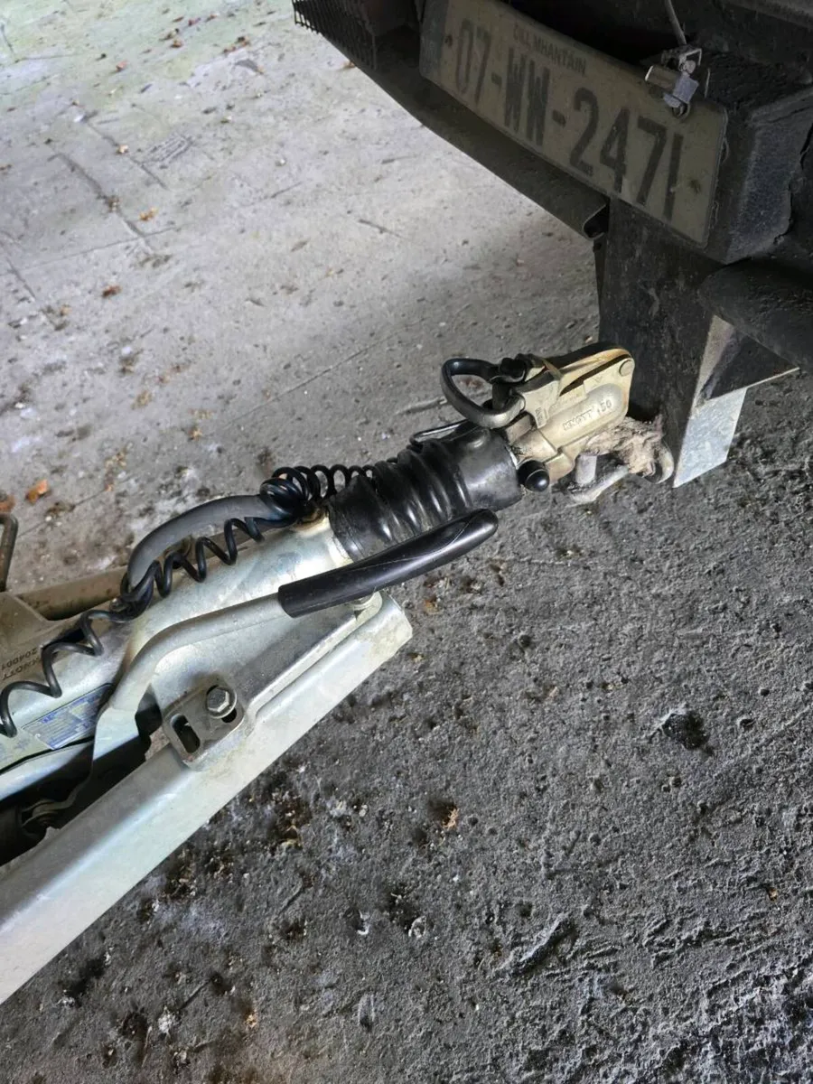 Bateson twin axle trainer 12ft x 6ft5in - Image 3