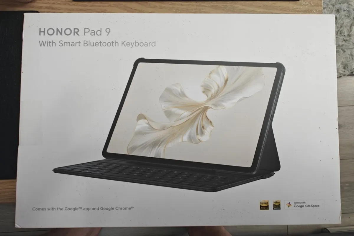 Honor Pad 9 lte 4g Bluetooth Keyboard - Image 2