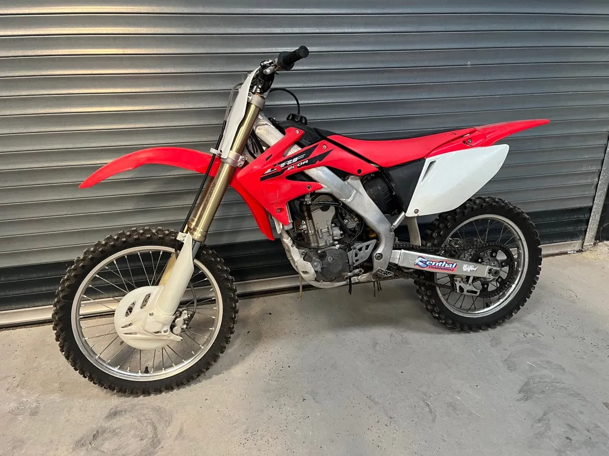 Honda CRF205R - Image 2