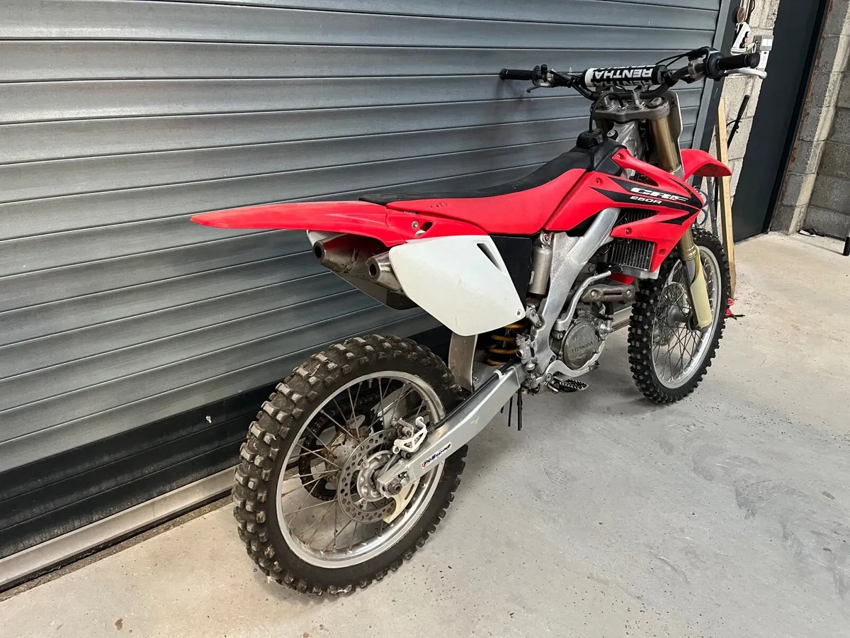 Honda CRF205R - Image 3