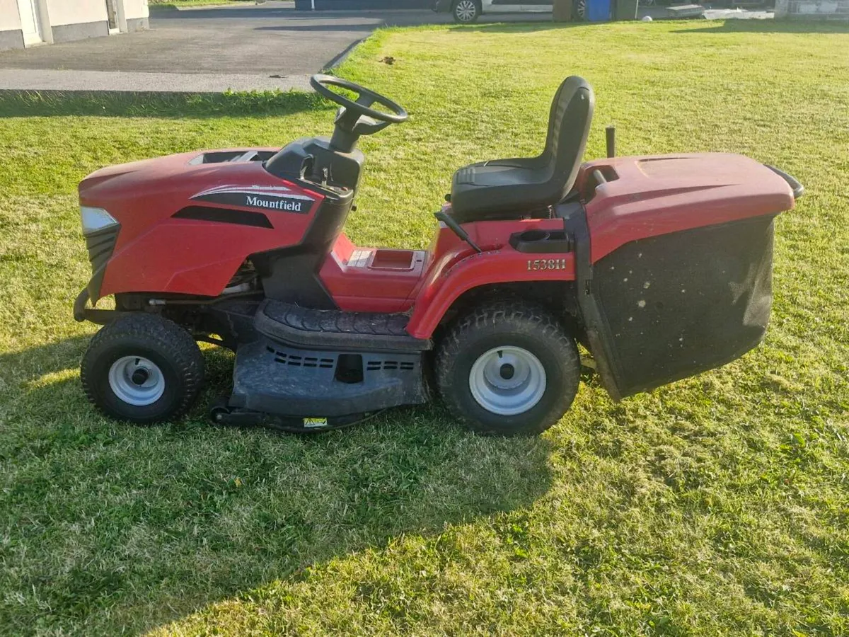 Ride on lawnmower - Image 2