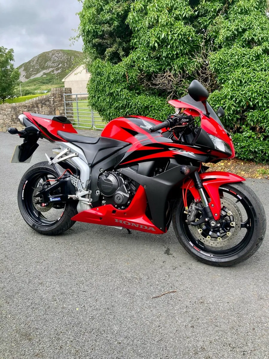 2008 Honda cbr 600rr - Image 3