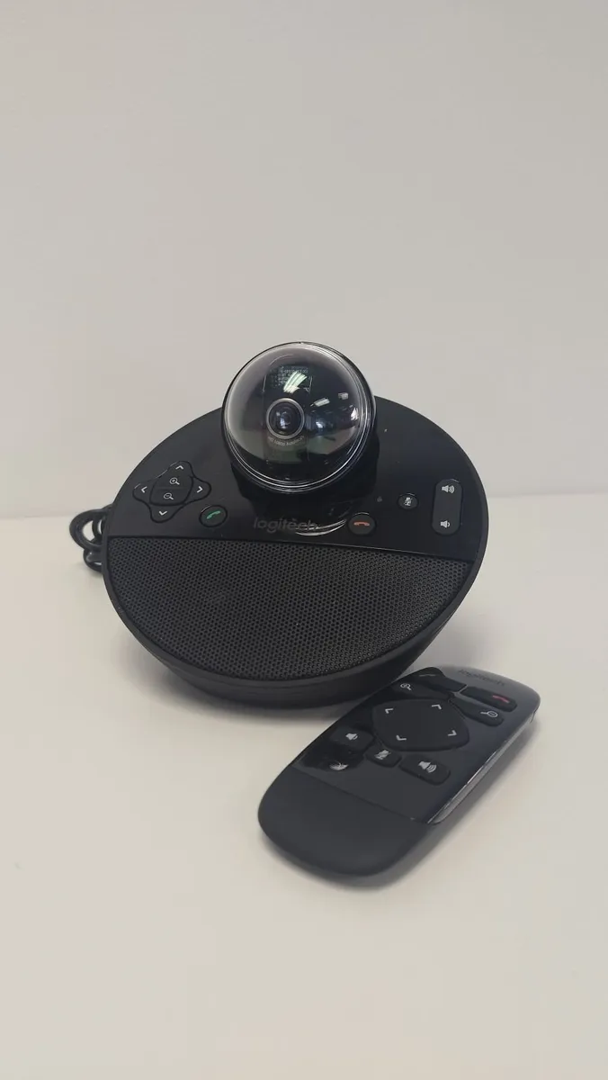 Logitech BCC950 webcam – Excellent Condition - Image 1