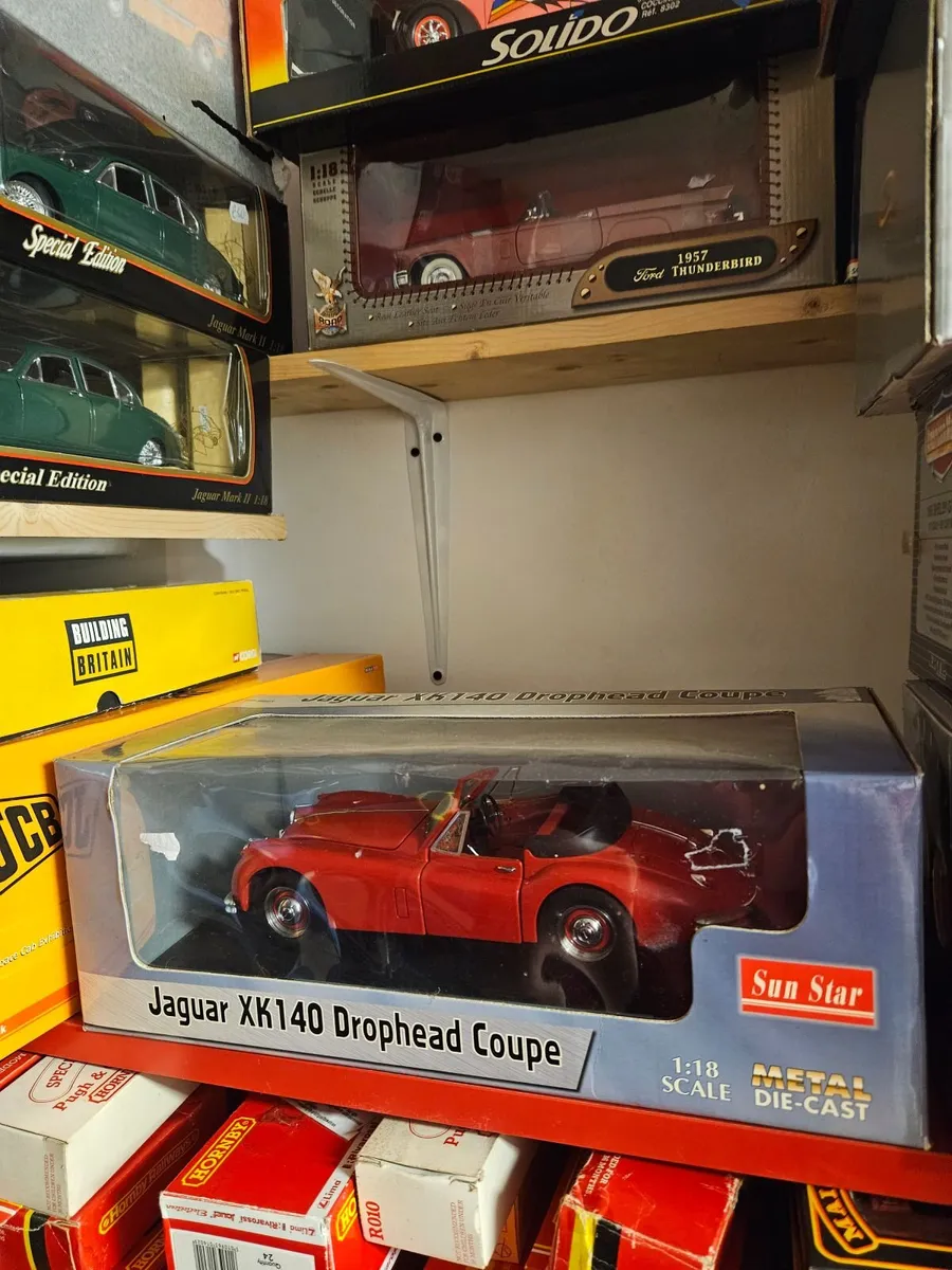 Corgi Sunstar Jaguar XK140 1.18 - Image 1