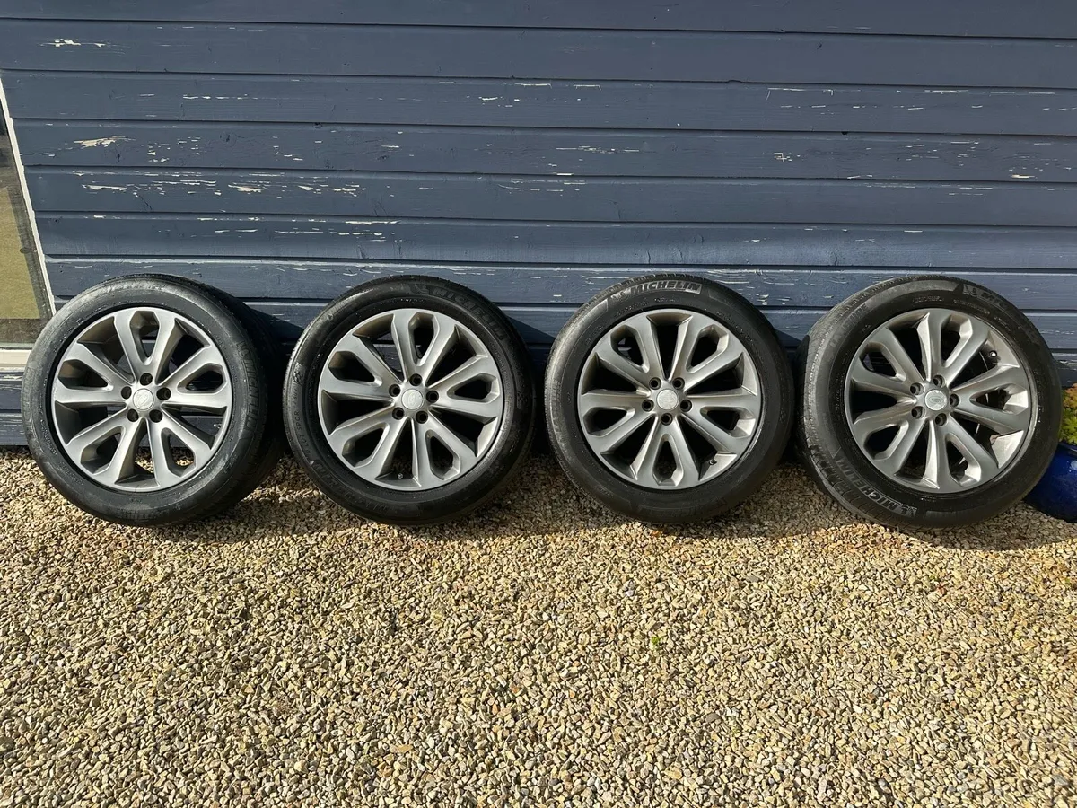 20” Range Rover L405 Style 5002 Alloy Wheels - Image 1
