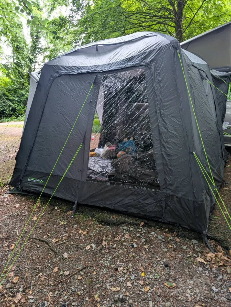 Drive away awning - Image 2