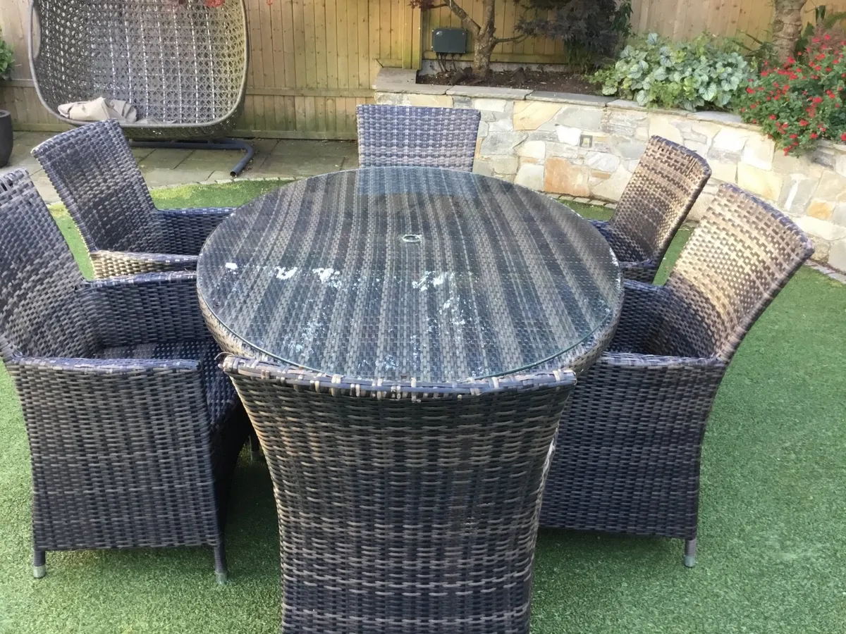 Garden furniture - High Back 6 Seat Oval Table - Image 2