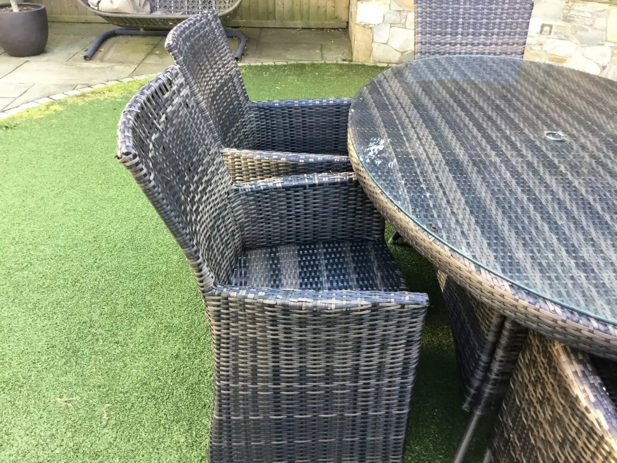 Garden furniture - High Back 6 Seat Oval Table - Image 4