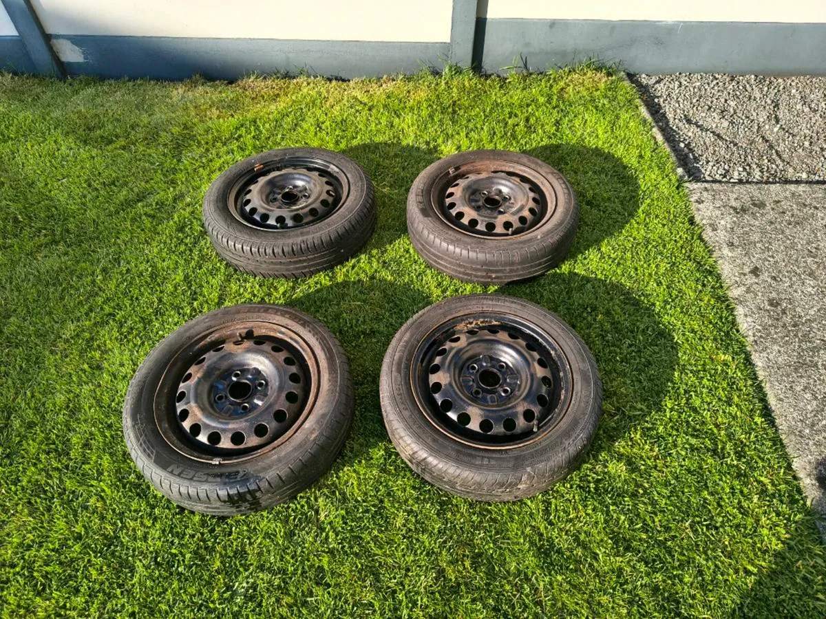 Toyota Aygo Steel Wheels with Tyres. Set of 4–14" - Image 1