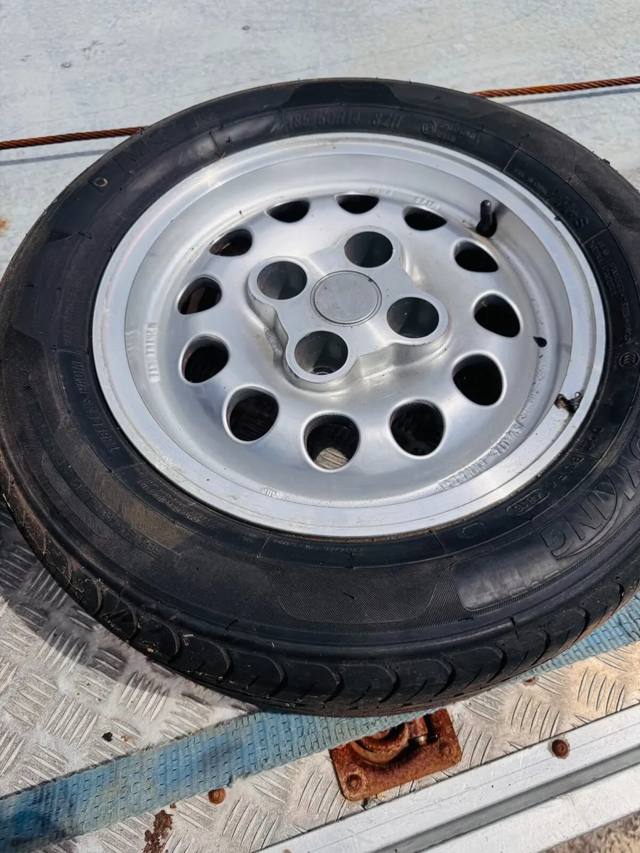 Peugeot 205 1.6 GTi Alloys - Image 2