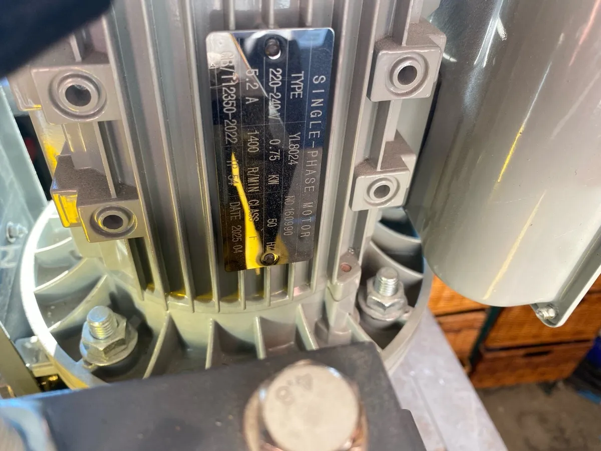Copper cable stripping machine - Image 2