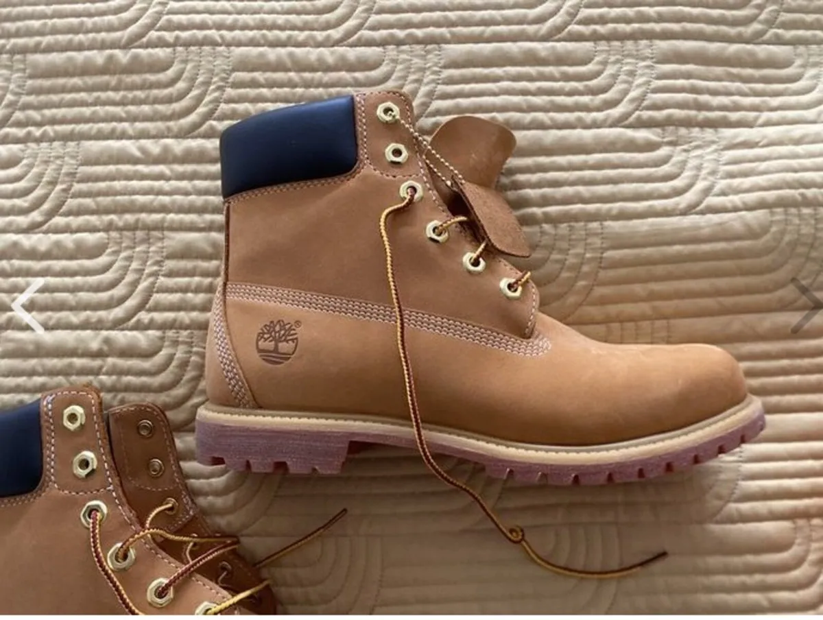Timberland Wheat Boot Size 9UK BRAND NEW - Image 3