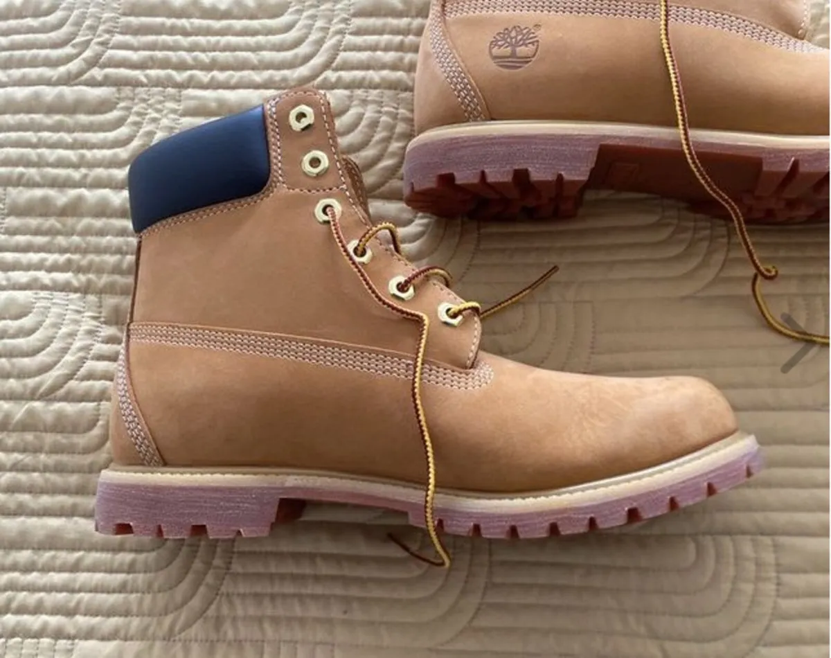 Timberland Wheat Boot Size 9UK BRAND NEW - Image 4