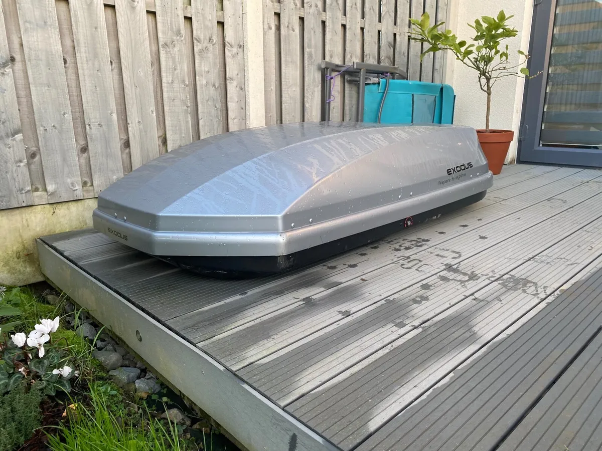 Exodus roof box - Image 1
