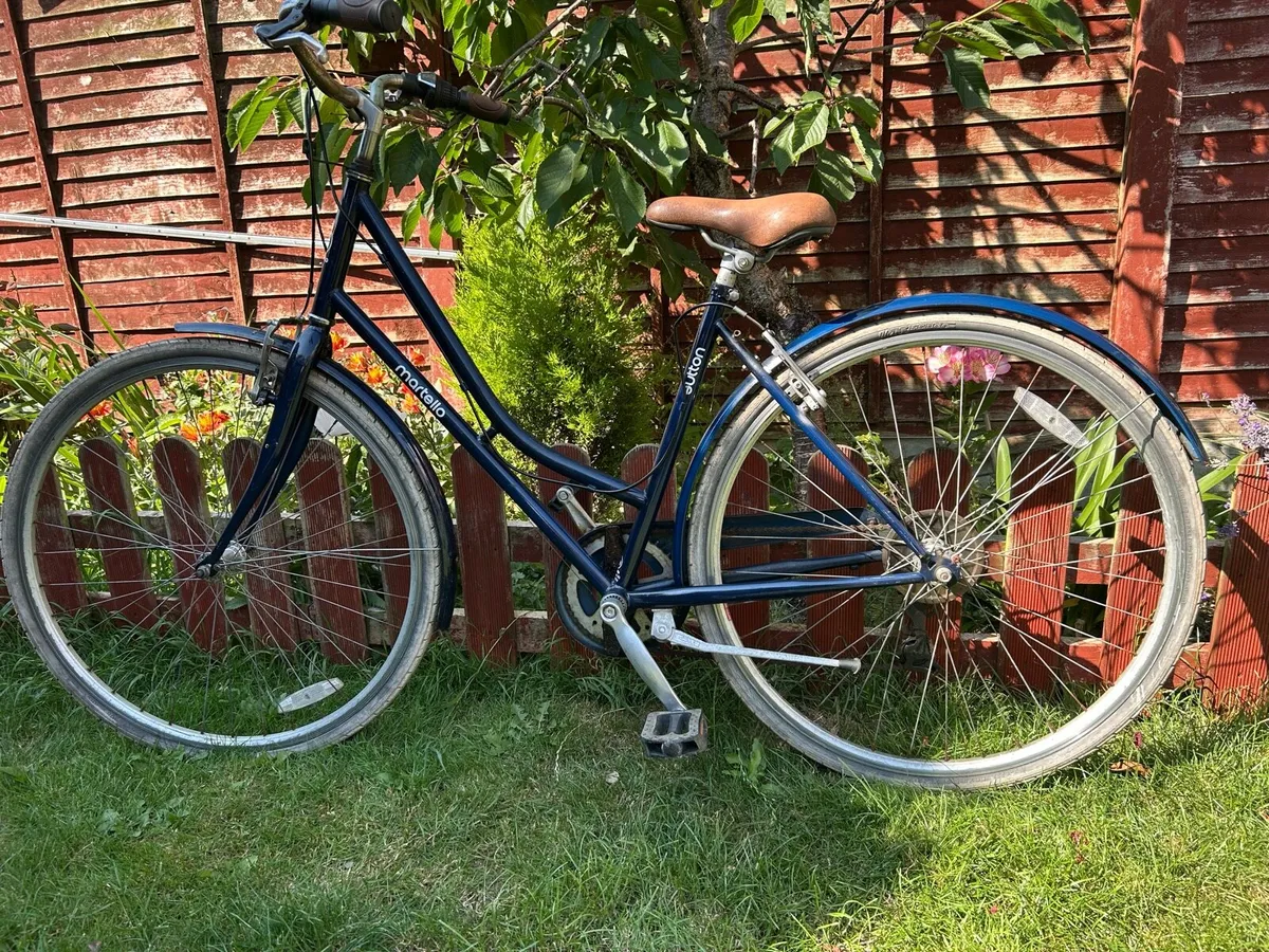 Bike for sale frame size 19 inch - Image 2